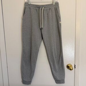 Vuori Performance Jogger - Long in Pale Grey Heather DreamKnit Women’s Small